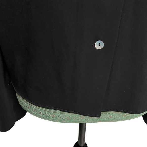 Carmen Marc Valvo Black Ruffle Bell Sleeve Blouse Sz 6 Elegant Statement Top NWT - Picture 12 of 14